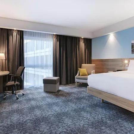 Hampton By Hilton