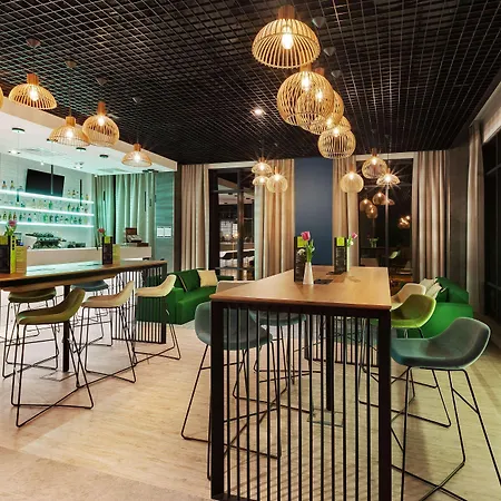 Hampton By Hilton 3*