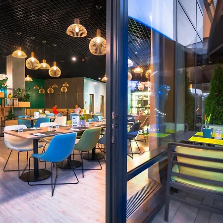 Hampton By Hilton 3*