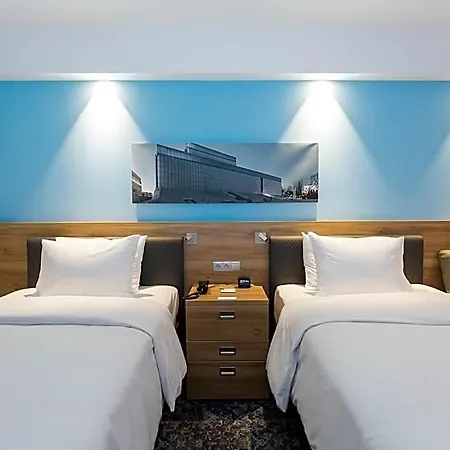 Hampton By Hilton Hotel